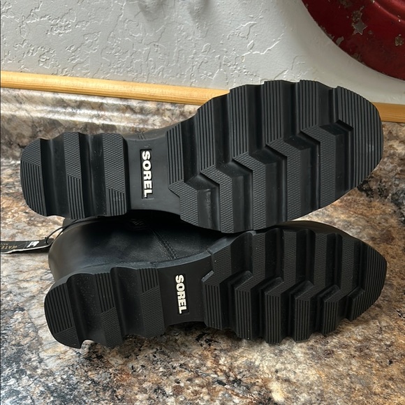 Sorel Women's Black Leather Wedge Zip Booties - Picture 3 of 7